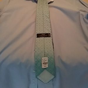 New Brooks Brothers Tie